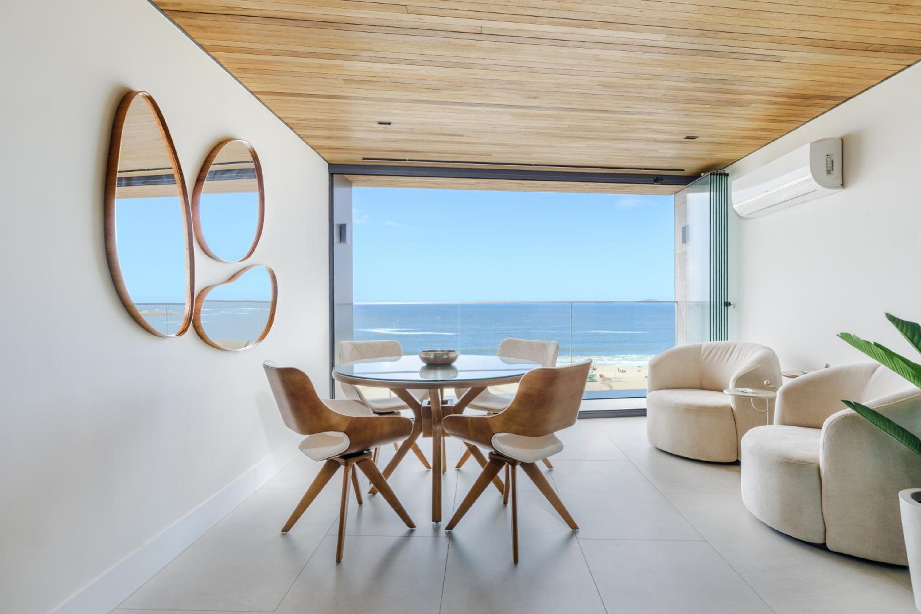 Apto Lux Atlantica Frente Praia Copacabana