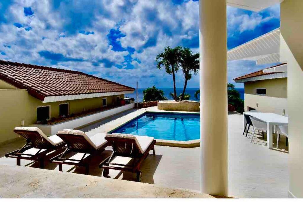 NewVilla-Coral Estate-WalktoBeach-Private Pool-up to 16 Guests SeaView