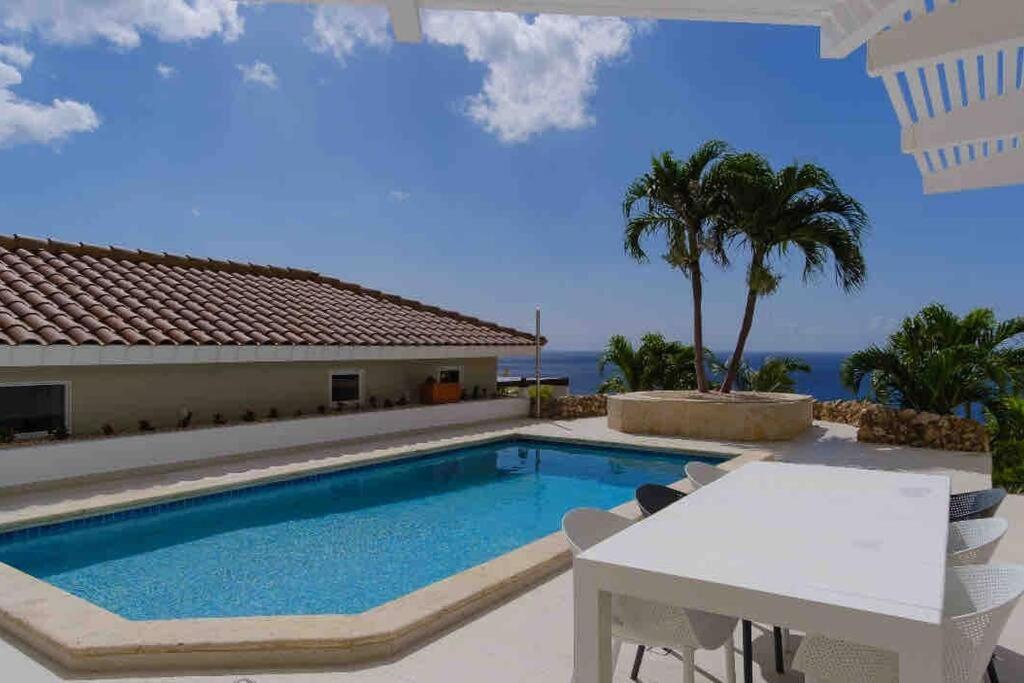 NewVilla-Coral Estate-WalktoBeach-Private Pool-up to 16 Guests SeaView