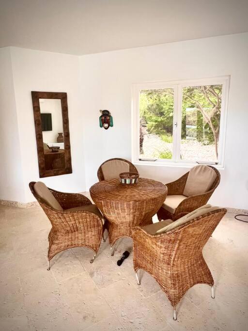 NewVilla-Coral Estate-WalktoBeach-Private Pool-up to 16 Guests SeaView