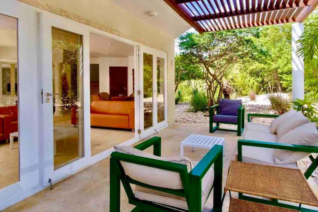 NewVilla-Coral Estate-WalktoBeach-Private Pool-up to 16 Guests SeaView