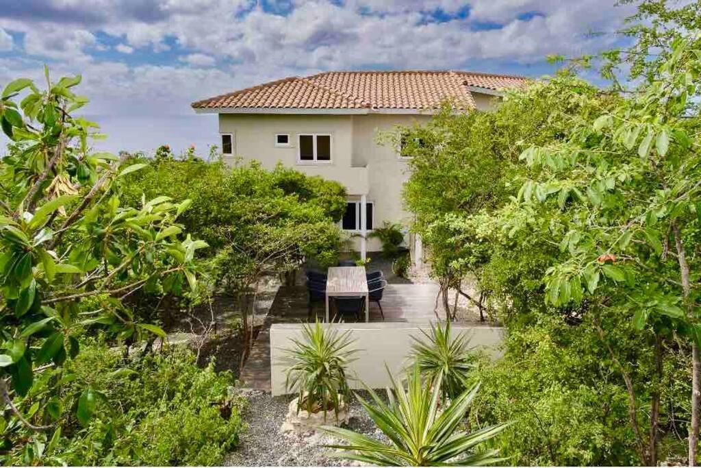 NewVilla-Coral Estate-WalktoBeach-Private Pool-up to 16 Guests SeaView