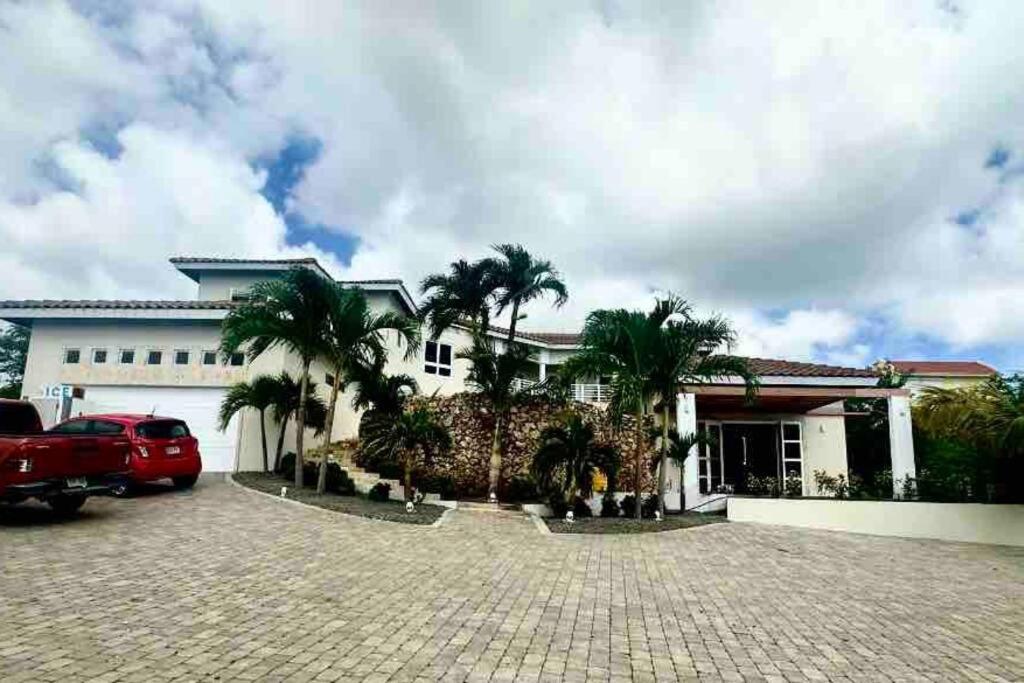 NewVilla-Coral Estate-WalktoBeach-Private Pool-up to 16 Guests SeaView