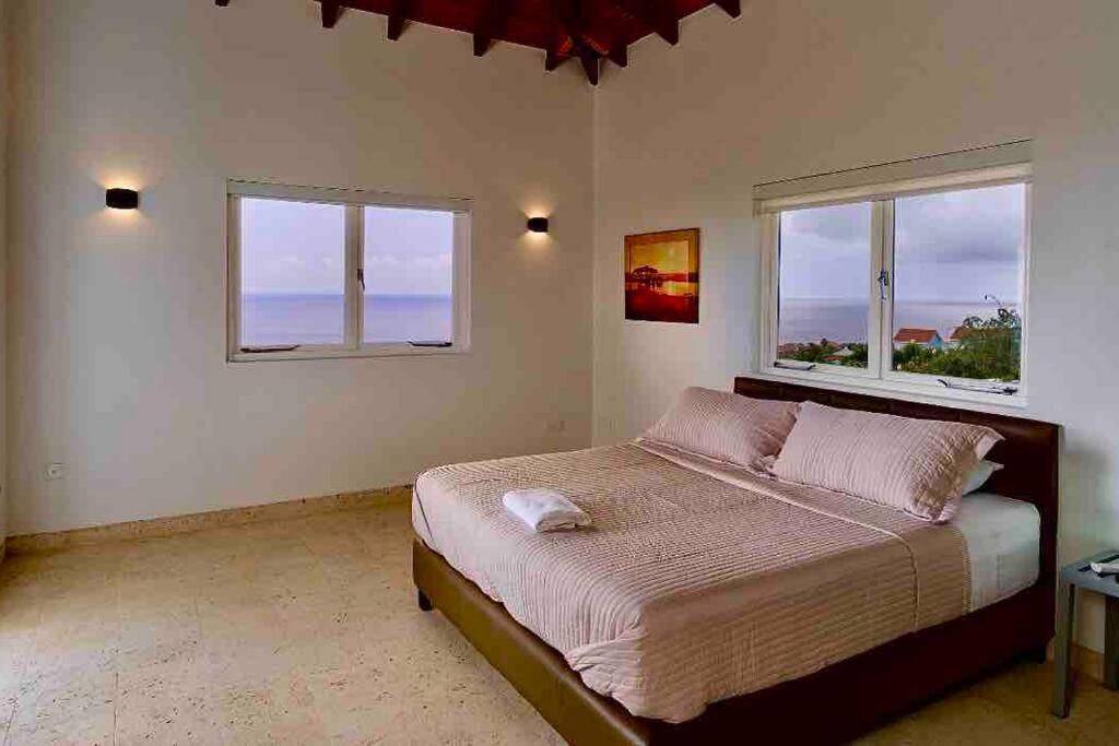 NewVilla-Coral Estate-WalktoBeach-Private Pool-up to 16 Guests SeaView