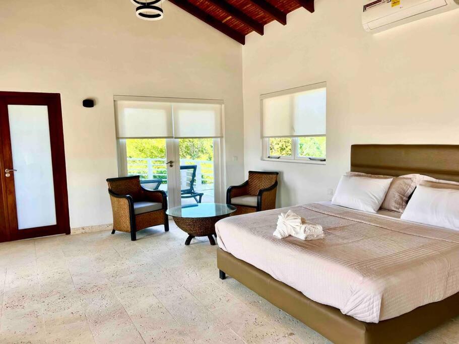 NewVilla-Coral Estate-WalktoBeach-Private Pool-up to 16 Guests SeaView