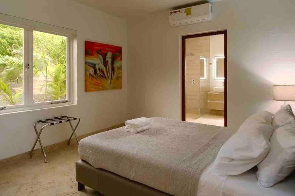 NewVilla-Coral Estate-WalktoBeach-Private Pool-up to 16 Guests SeaView