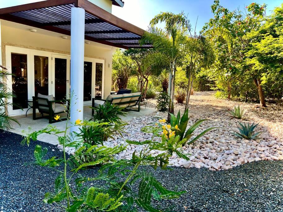 NewVilla-Coral Estate-WalktoBeach-Private Pool-up to 16 Guests SeaView