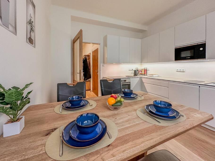L'Mai Riverside Residence Prague