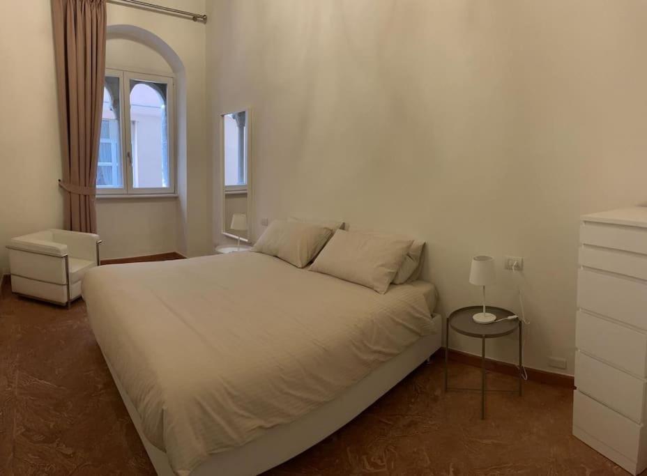 Appartamento La Dama alla Finestra in centro Como photo 2