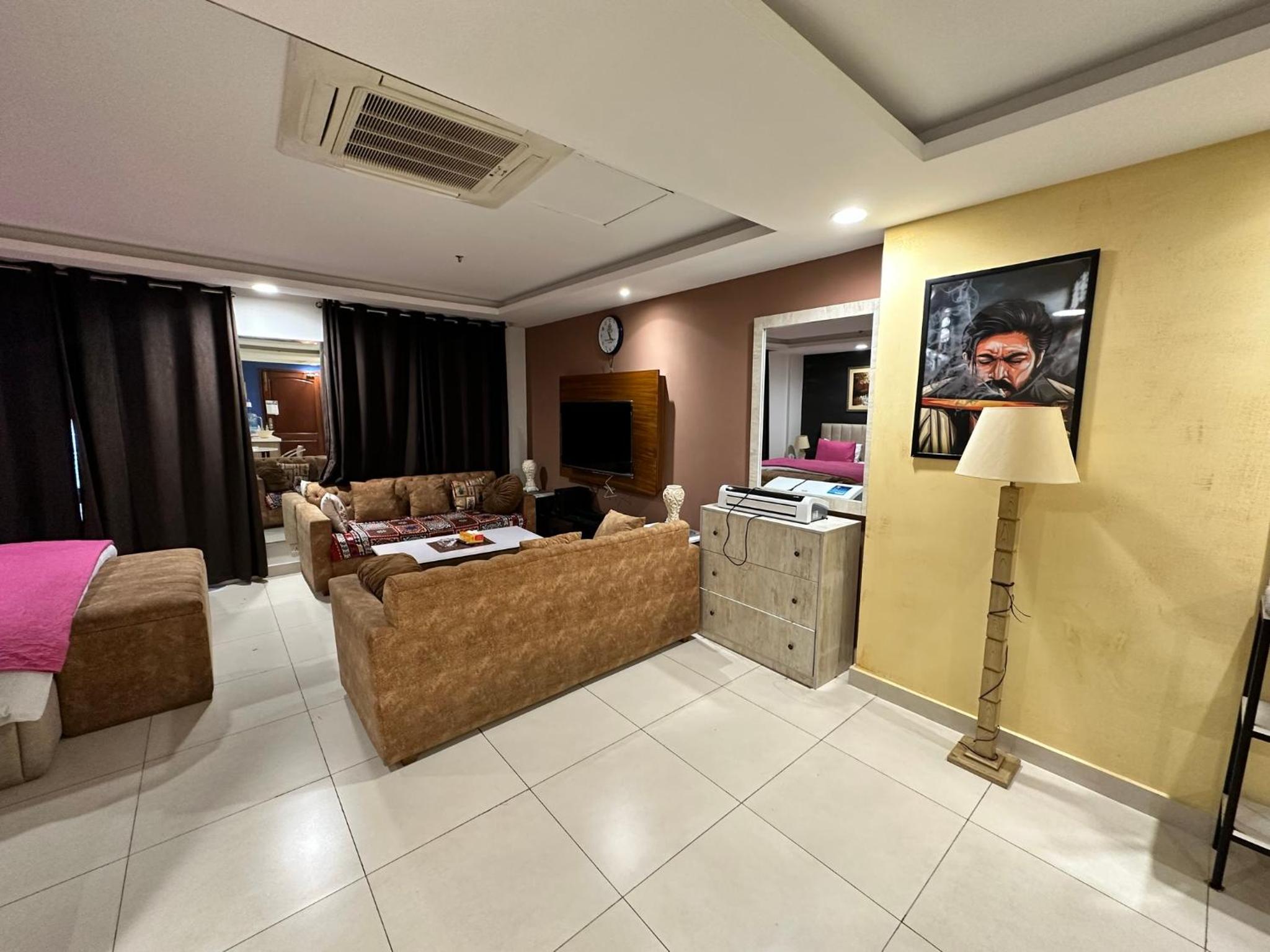Sunset luxury gold crest mall Residency view 5