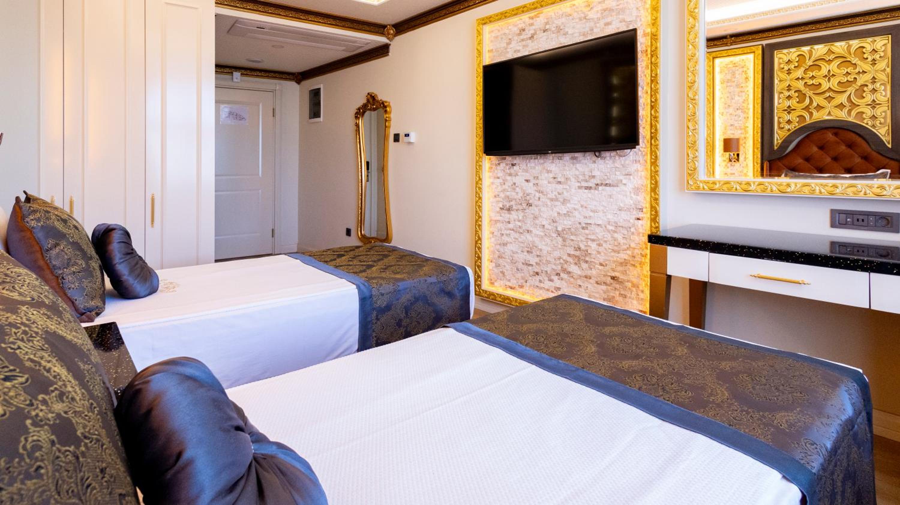 Can Adalya Palace Otel - Image 28