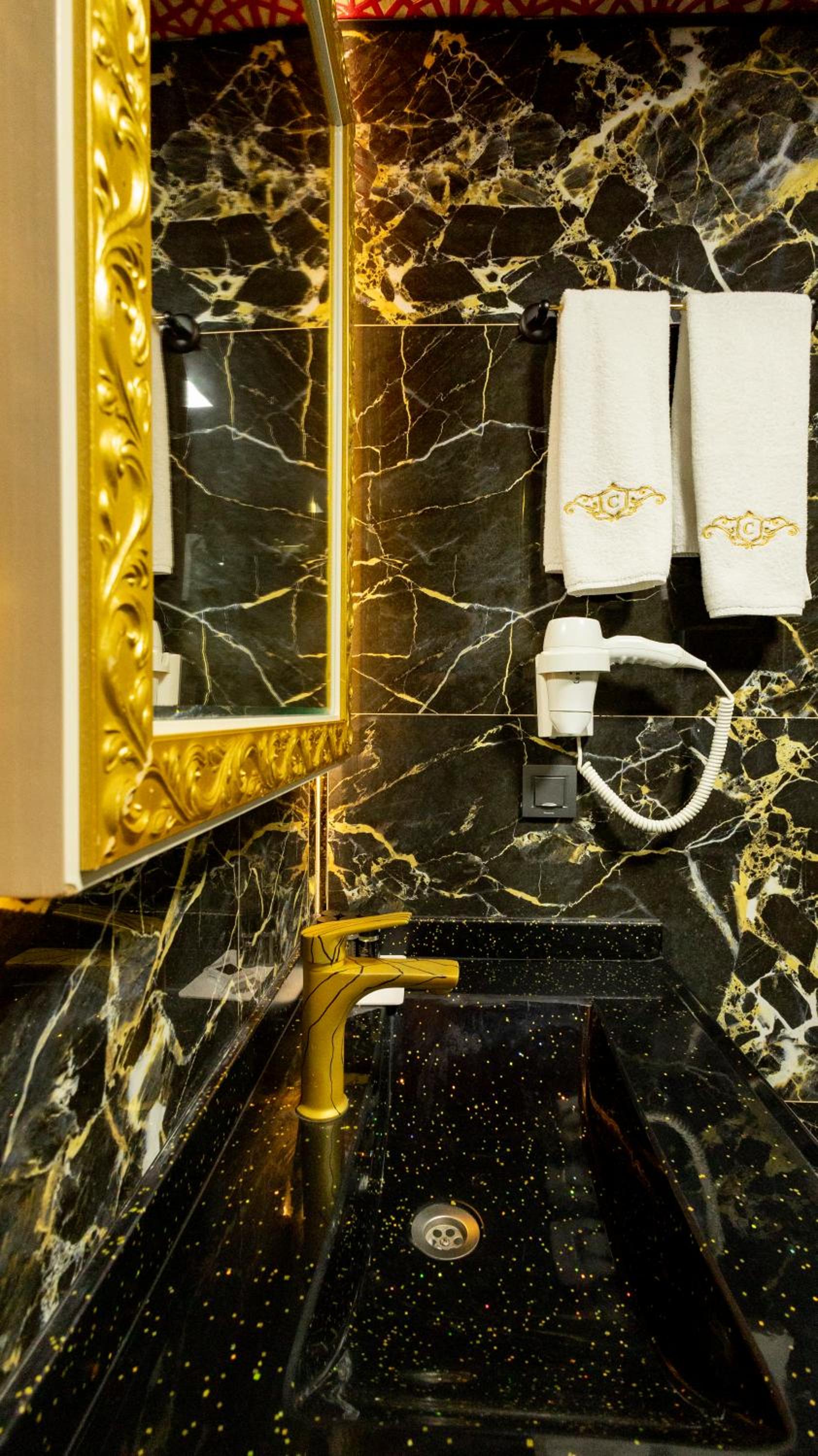 Can Adalya Palace Otel - Image 30