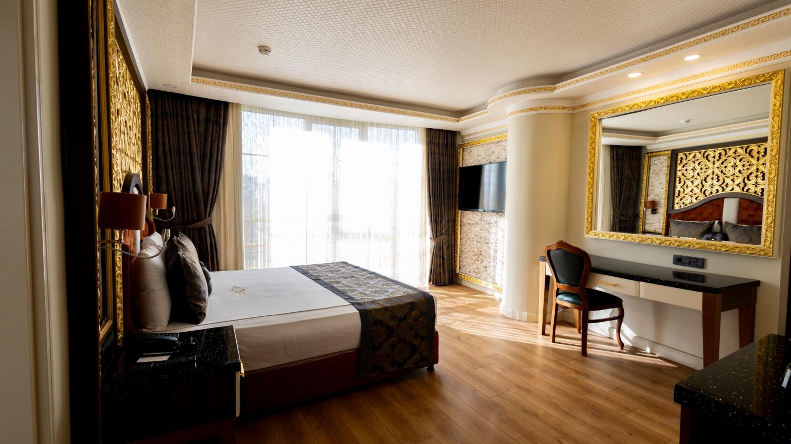 Can Adalya Palace Otel - Image 139