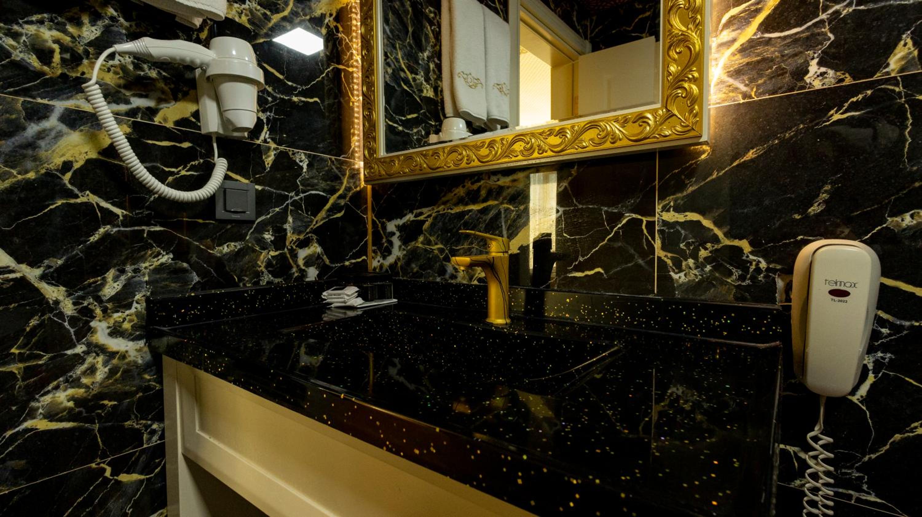 Can Adalya Palace Otel - Image 47