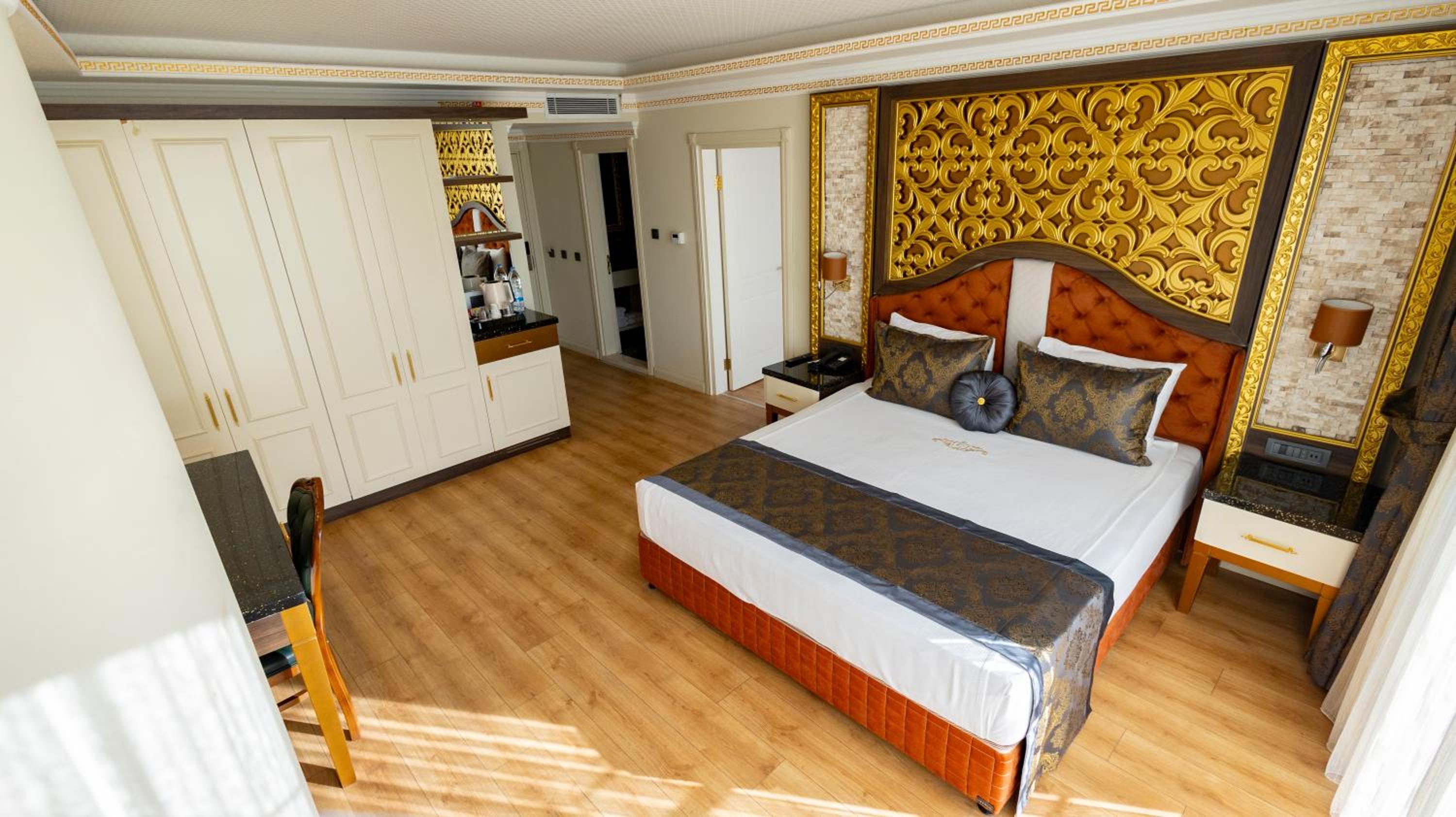 Can Adalya Palace Otel - Image 44