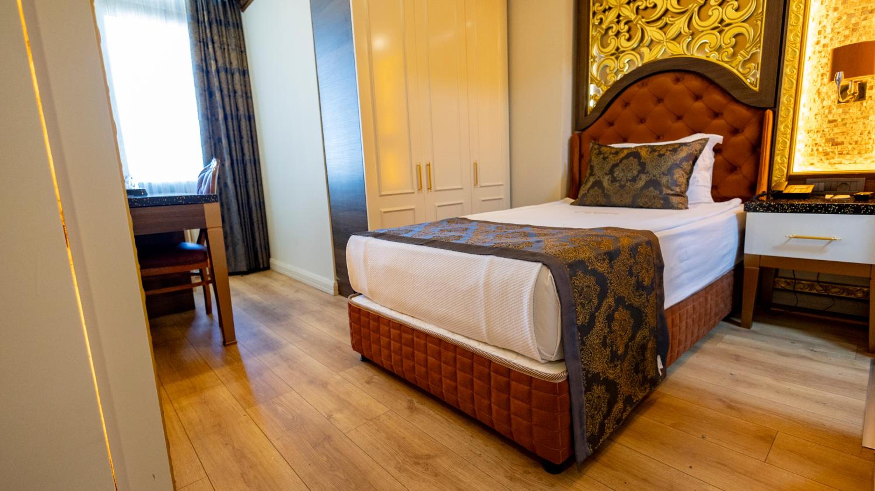 Can Adalya Palace Otel - Image 129