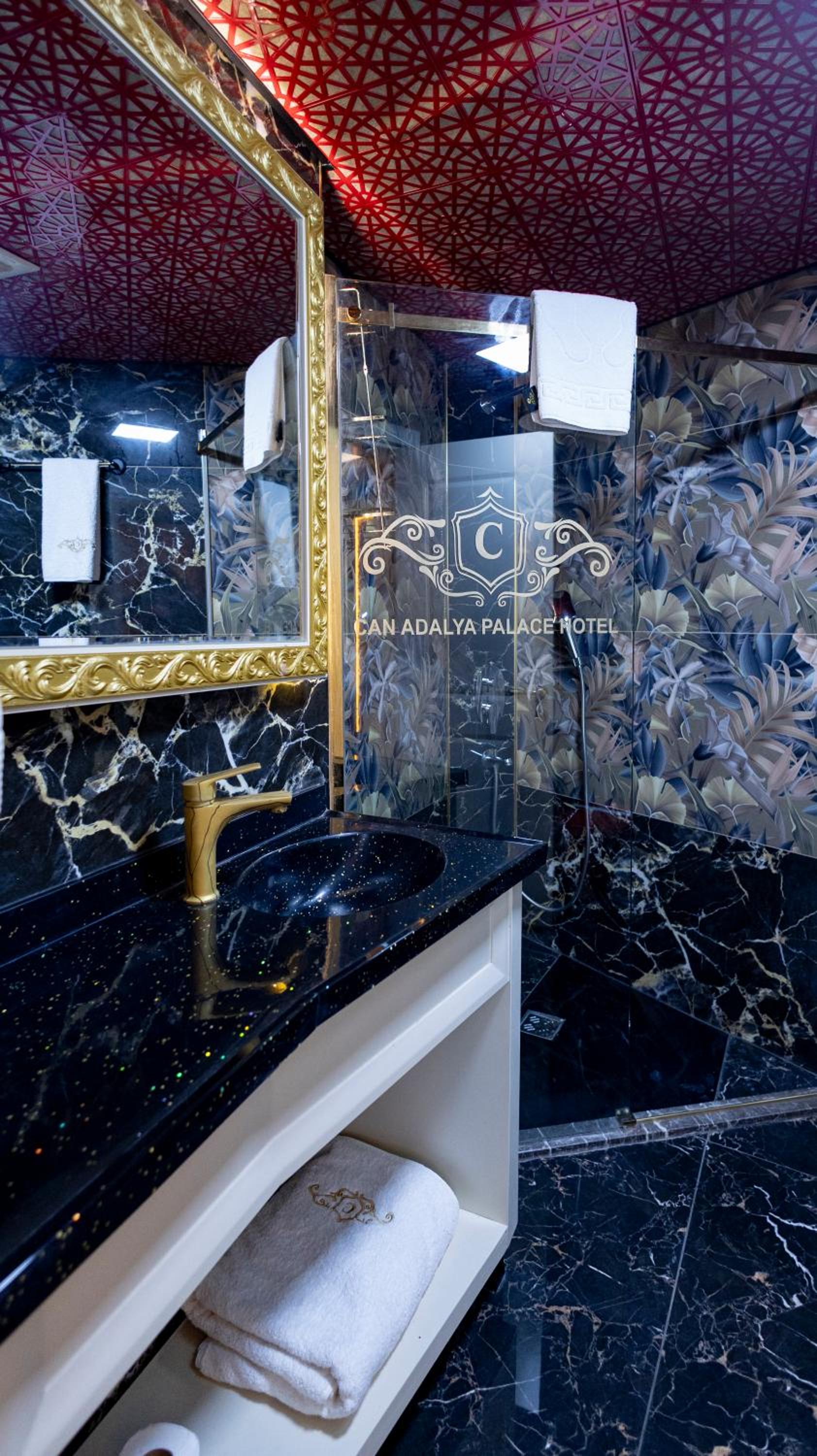 Can Adalya Palace Otel - Image 59