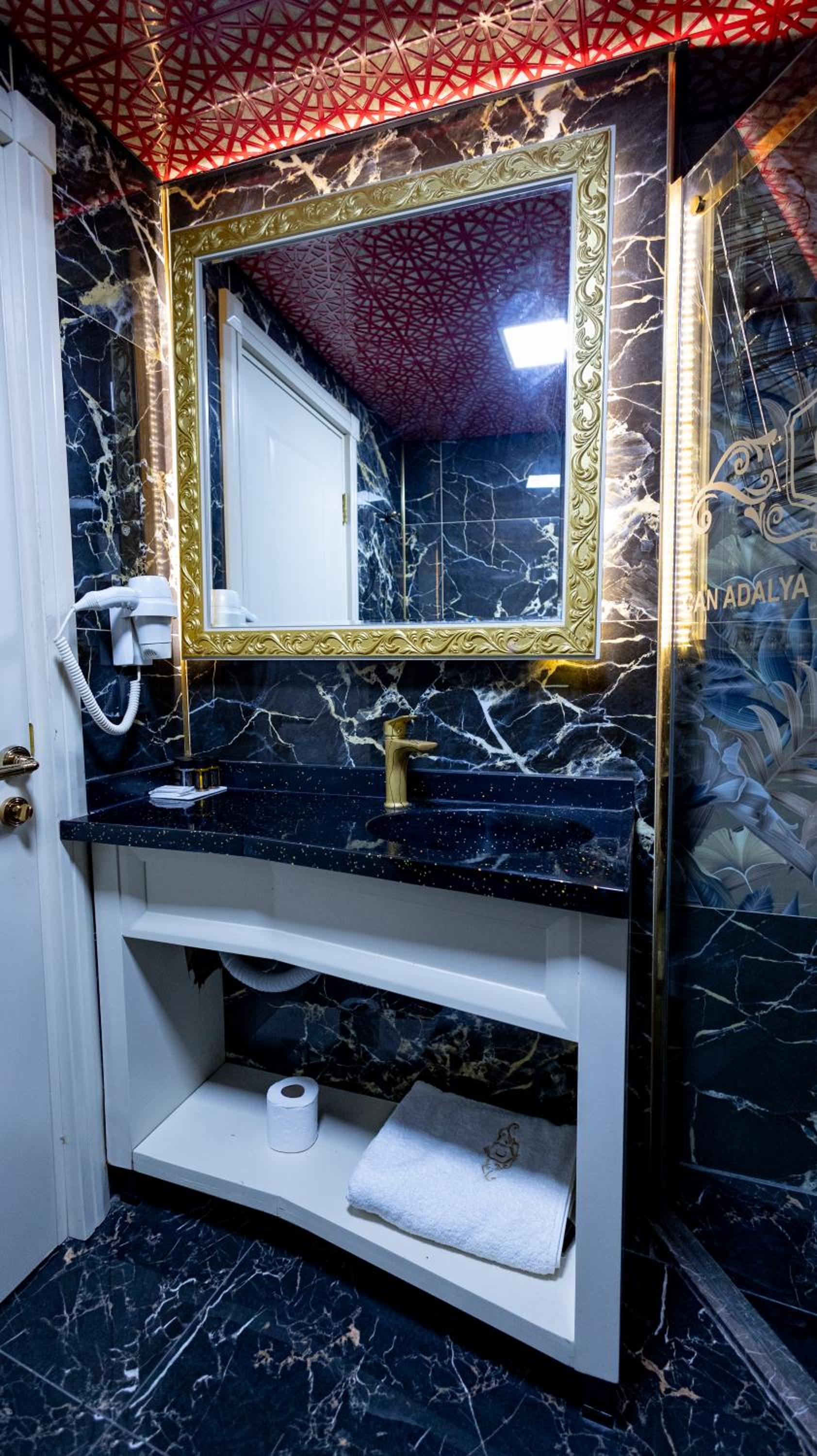 Can Adalya Palace Otel - Image 67