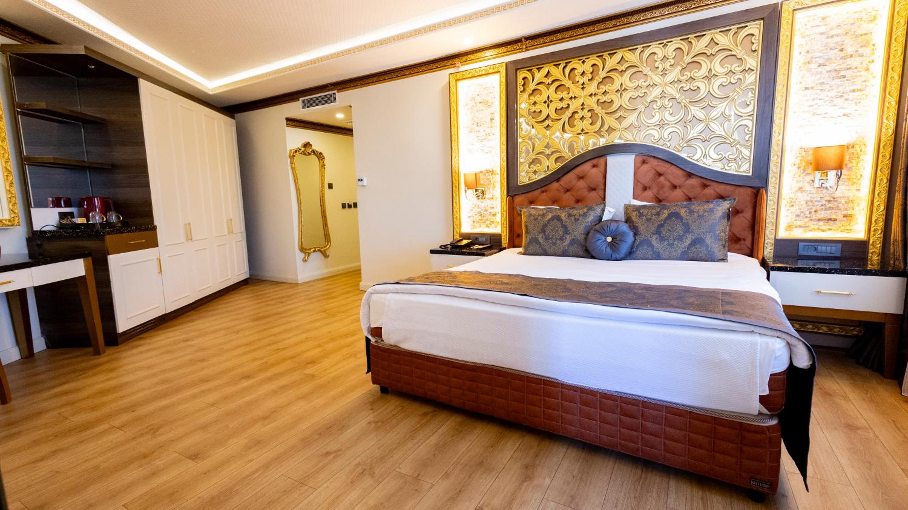 Can Adalya Palace Otel - Image 80