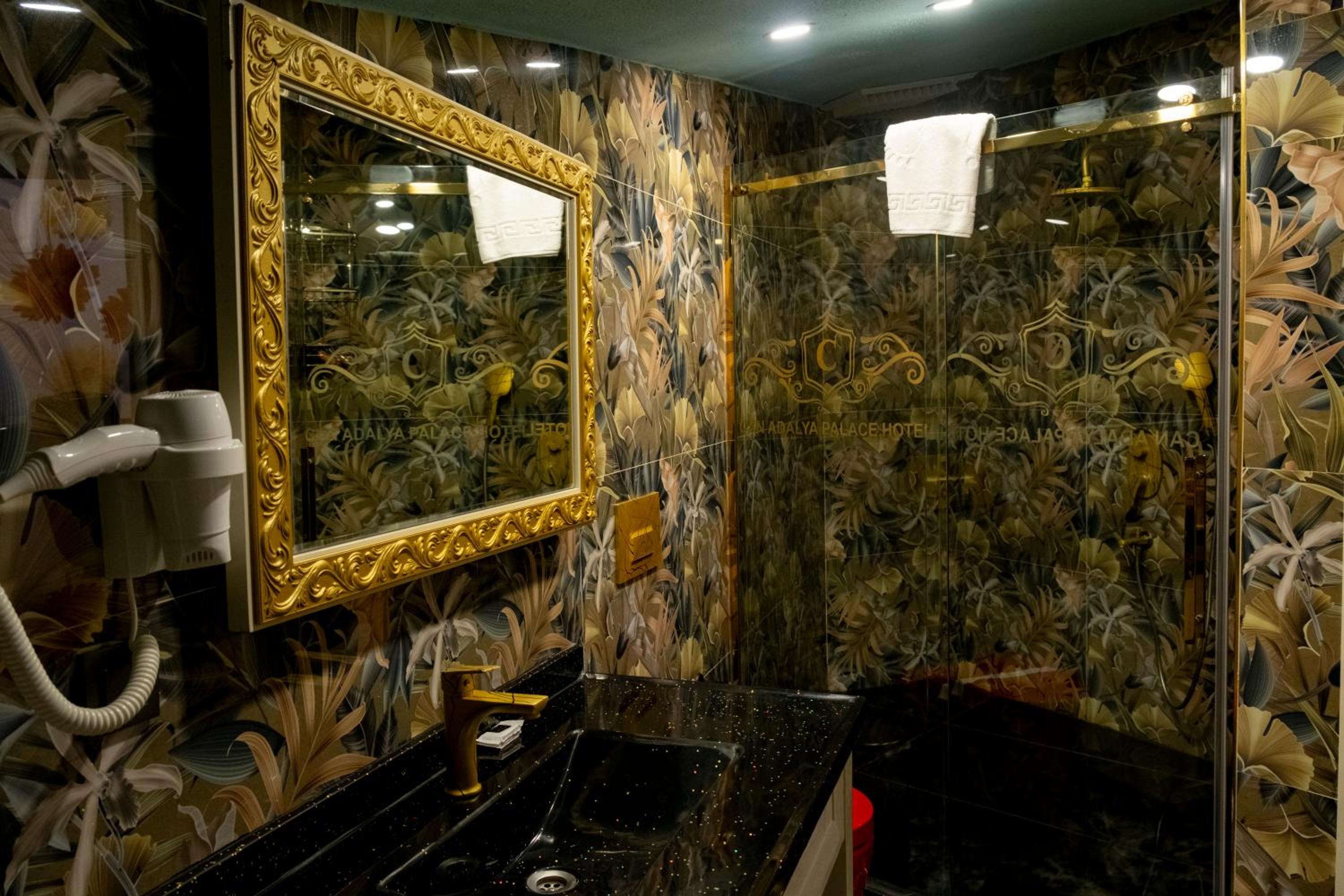 Can Adalya Palace Otel - Image 91