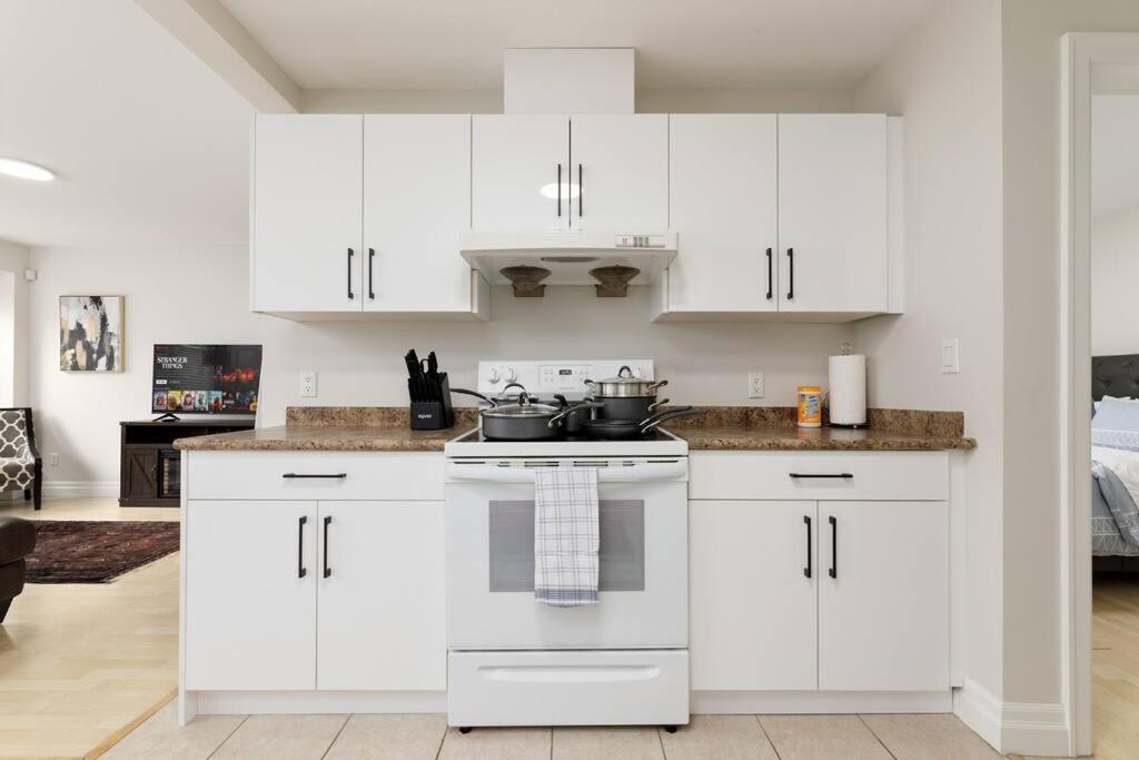 Executive Guest Suite in Surrey, BC