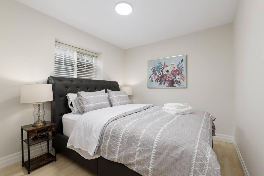 Executive Guest Suite in Surrey, BC