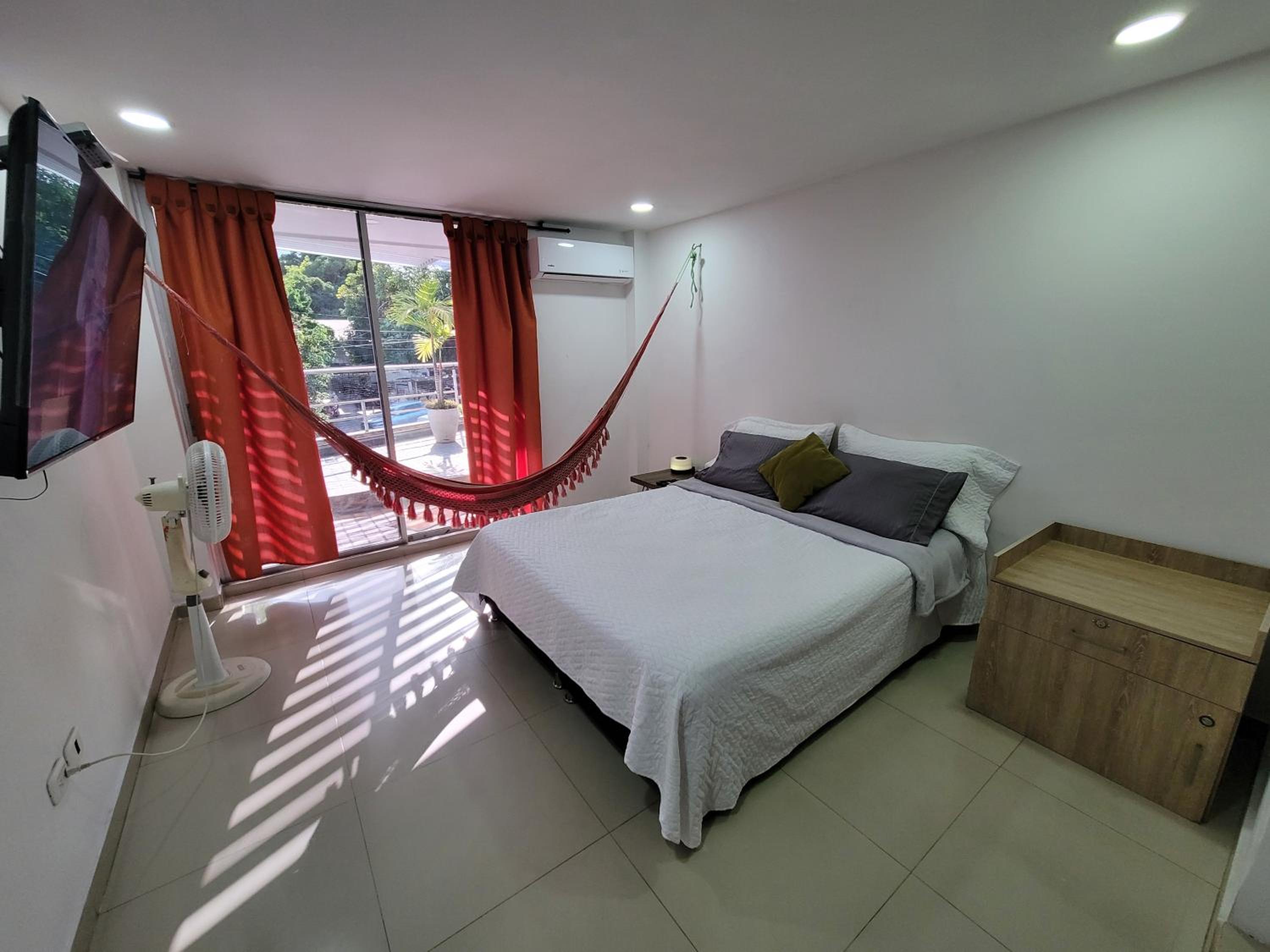 APARTAMENTO COMPLETO 2 HABITACIONES