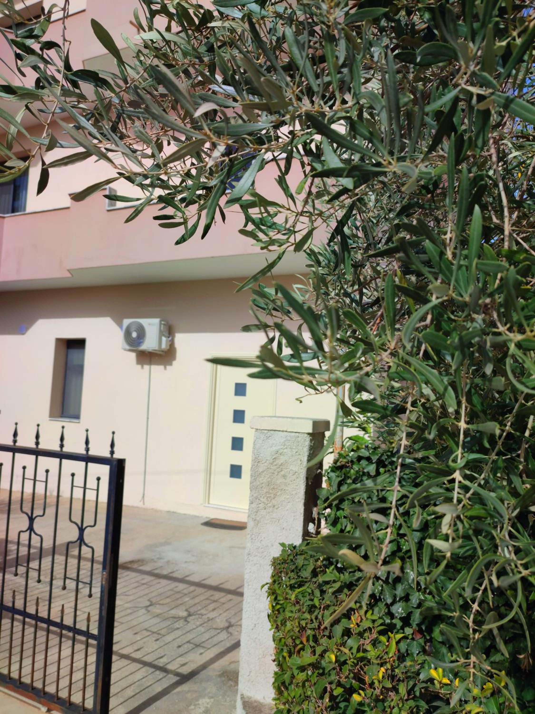 BP Beach Apartments