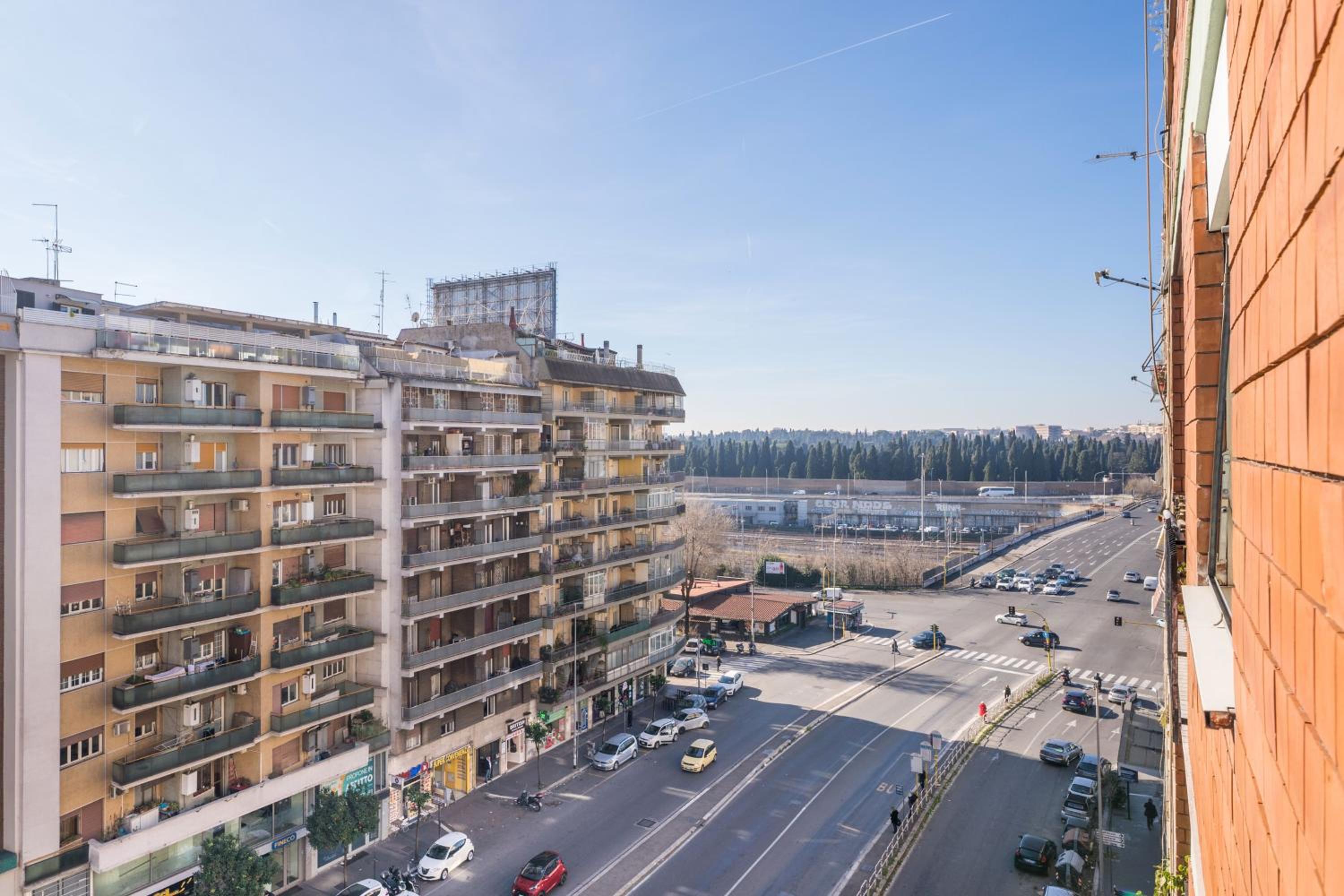 Maison Lumiere, Design Apt 5 min from Tiburtina Station