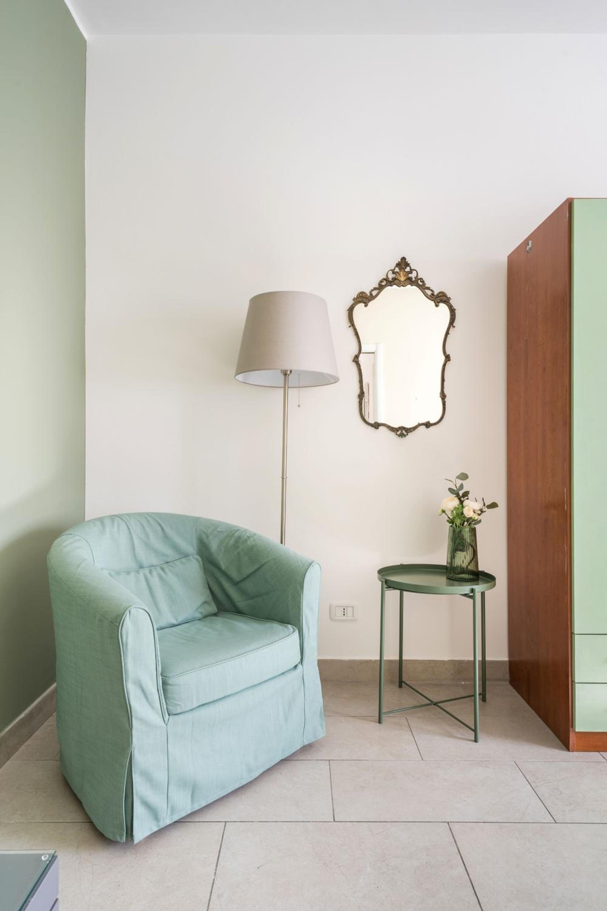 Maison Lumiere, Design Apt 5 min from Tiburtina Station