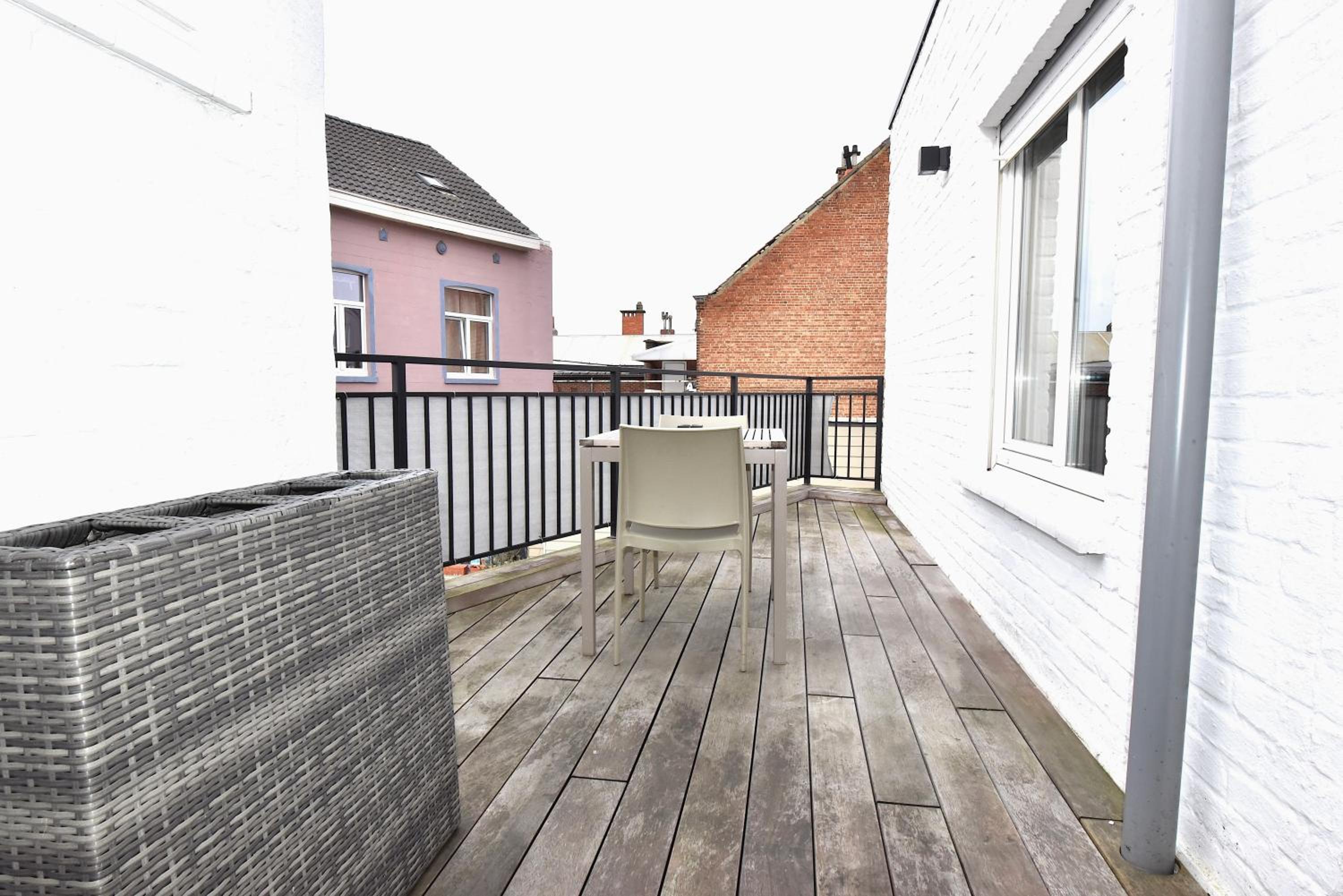 Cosy apartment Airport Brussels with terrace