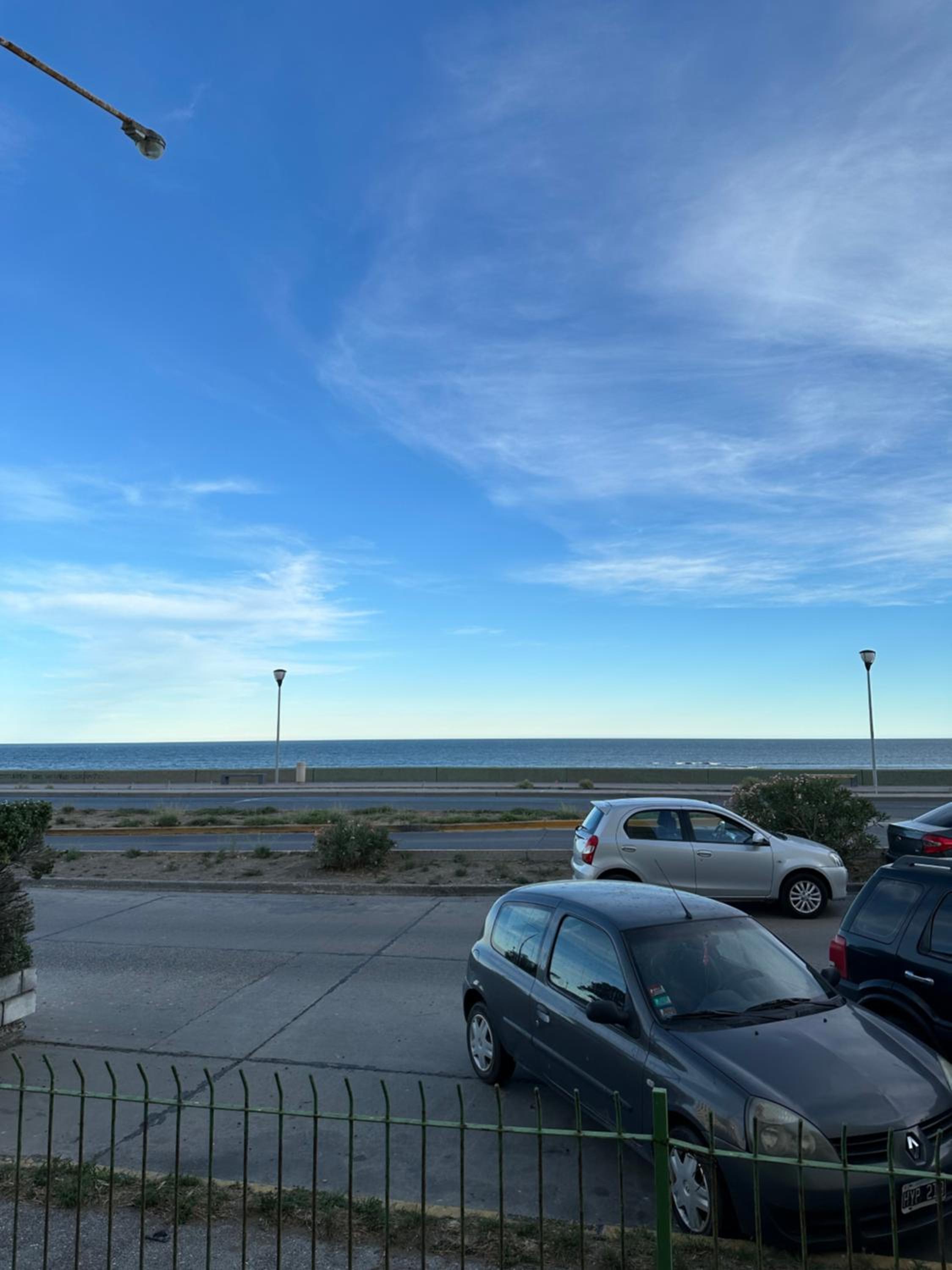 Paseo Costero Apart