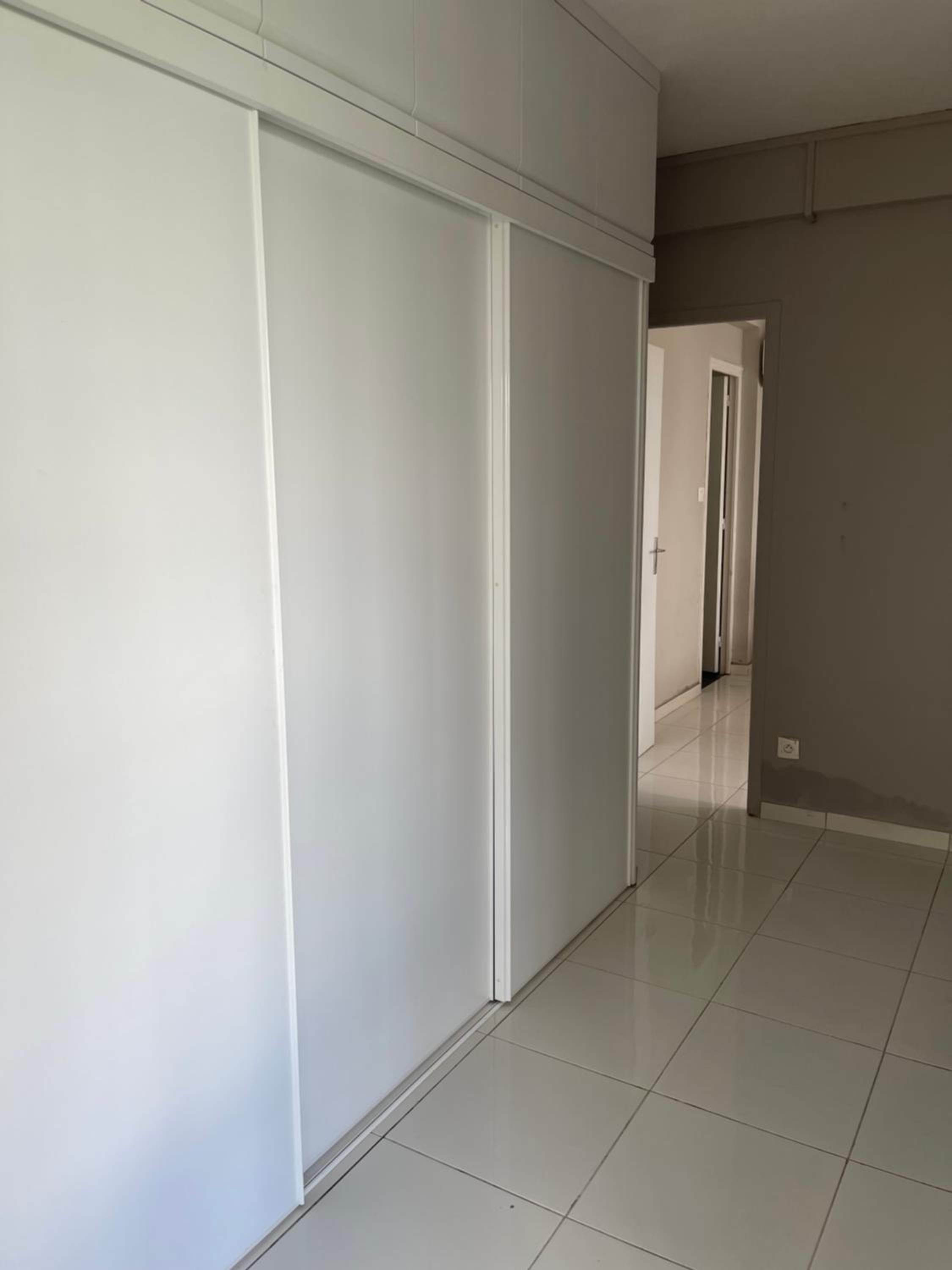 Appartement Lalau avec vue sur la mer et piscine view 2