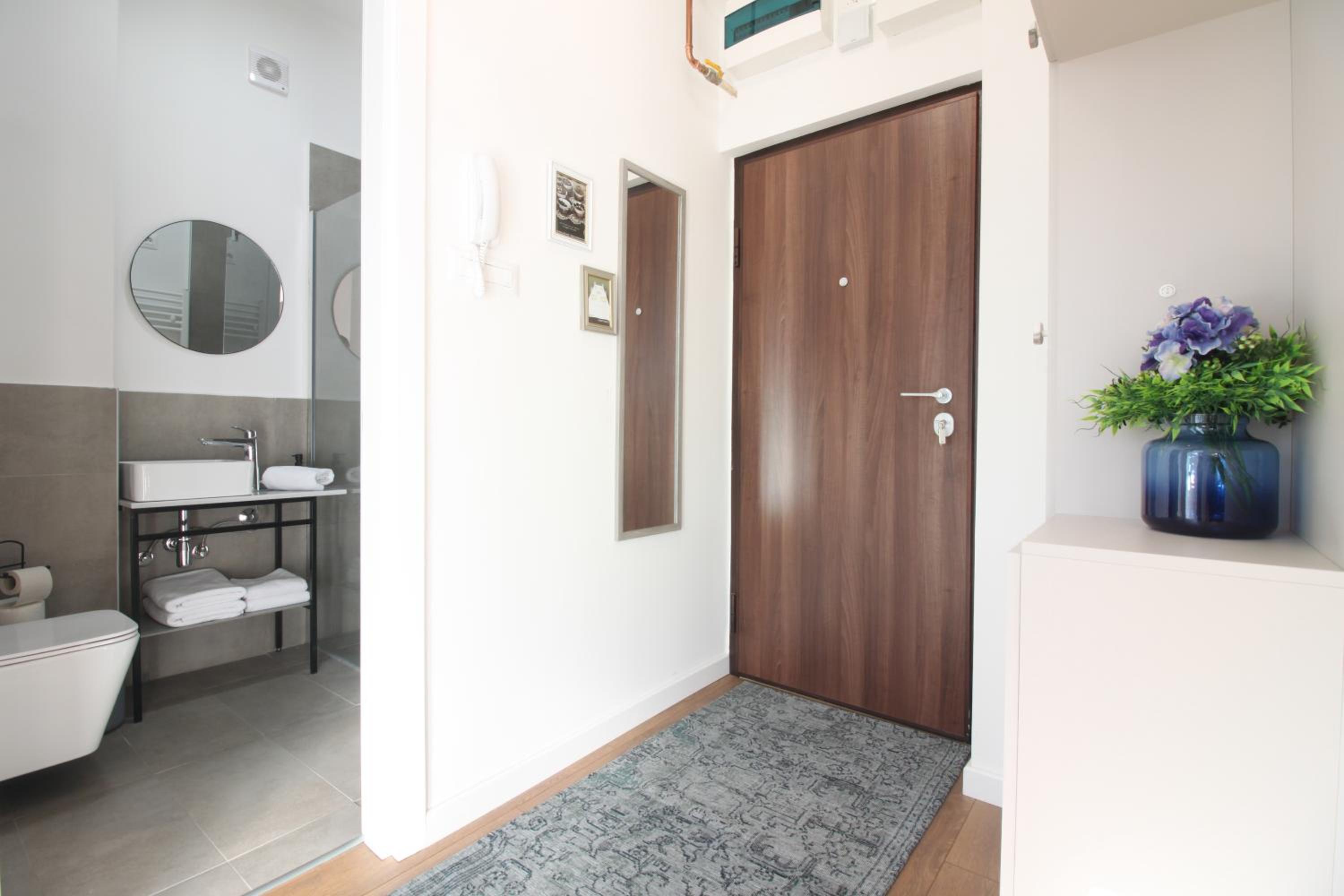 Sunny Apartment