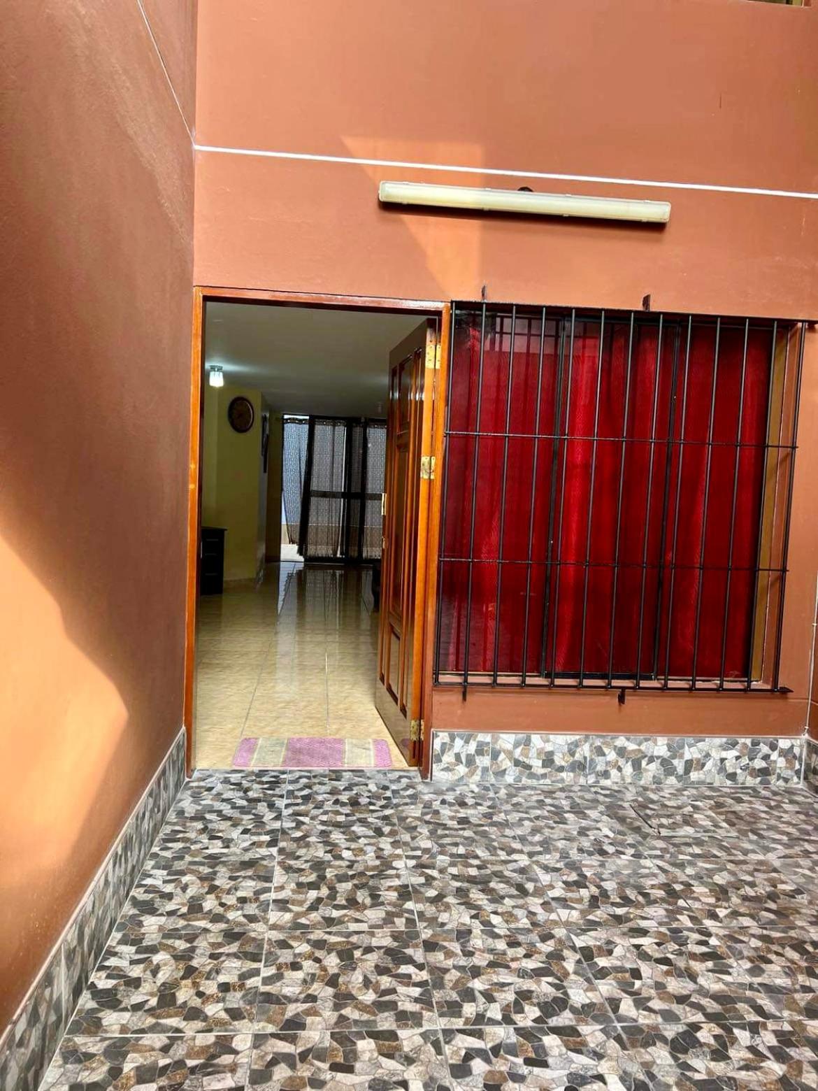 Cozy 2/2 apartment in Chorrillos, Lima view 2