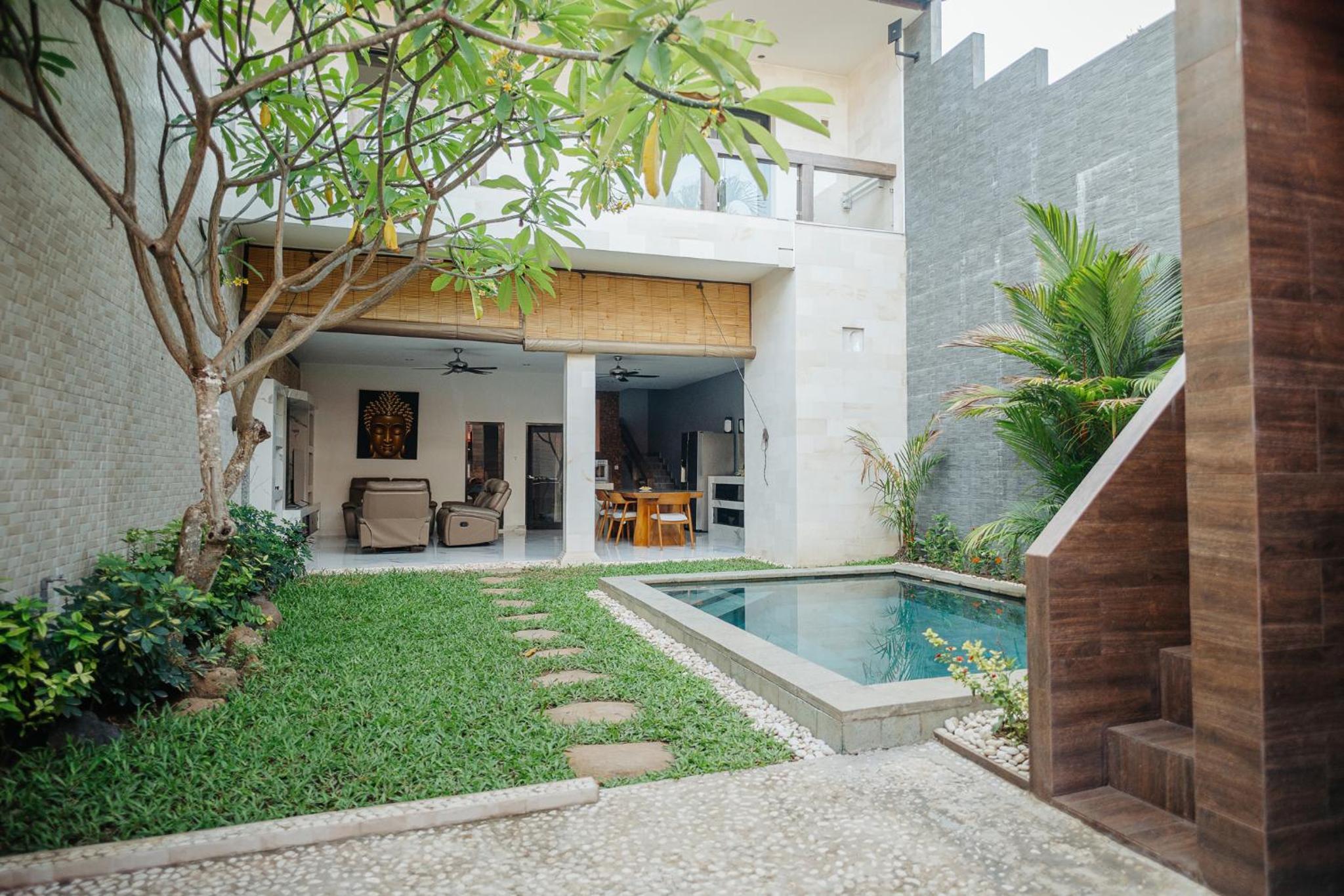 Villa Lora: Retreat for Tranquility and Bliss