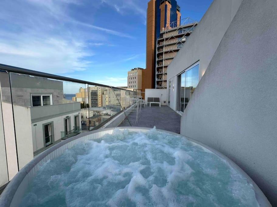 Paceville Sea view Penthouse with Jacuzzi! — St Julian's