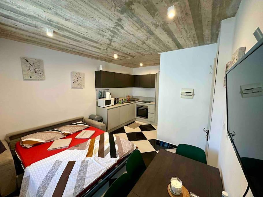 Paceville Sea view Penthouse with Jacuzzi! photo 2
