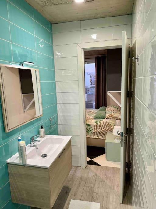Paceville Sea view Penthouse with Jacuzzi! photo 3