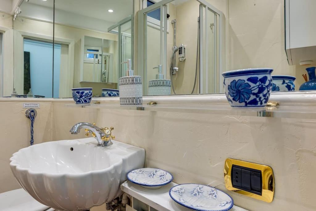 Via del Corso Elegant Family Apartment