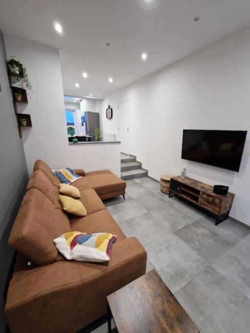 charmante maison 2 chambres, entièrement rénovée