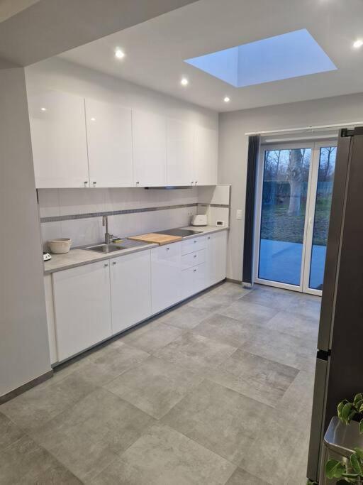 charmante maison 2 chambres, entièrement rénovée
