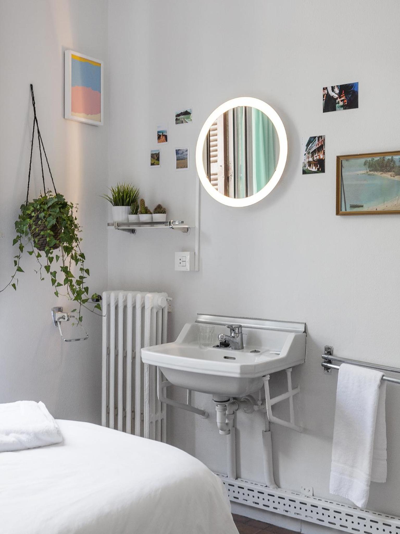 A Room In The City Hostel