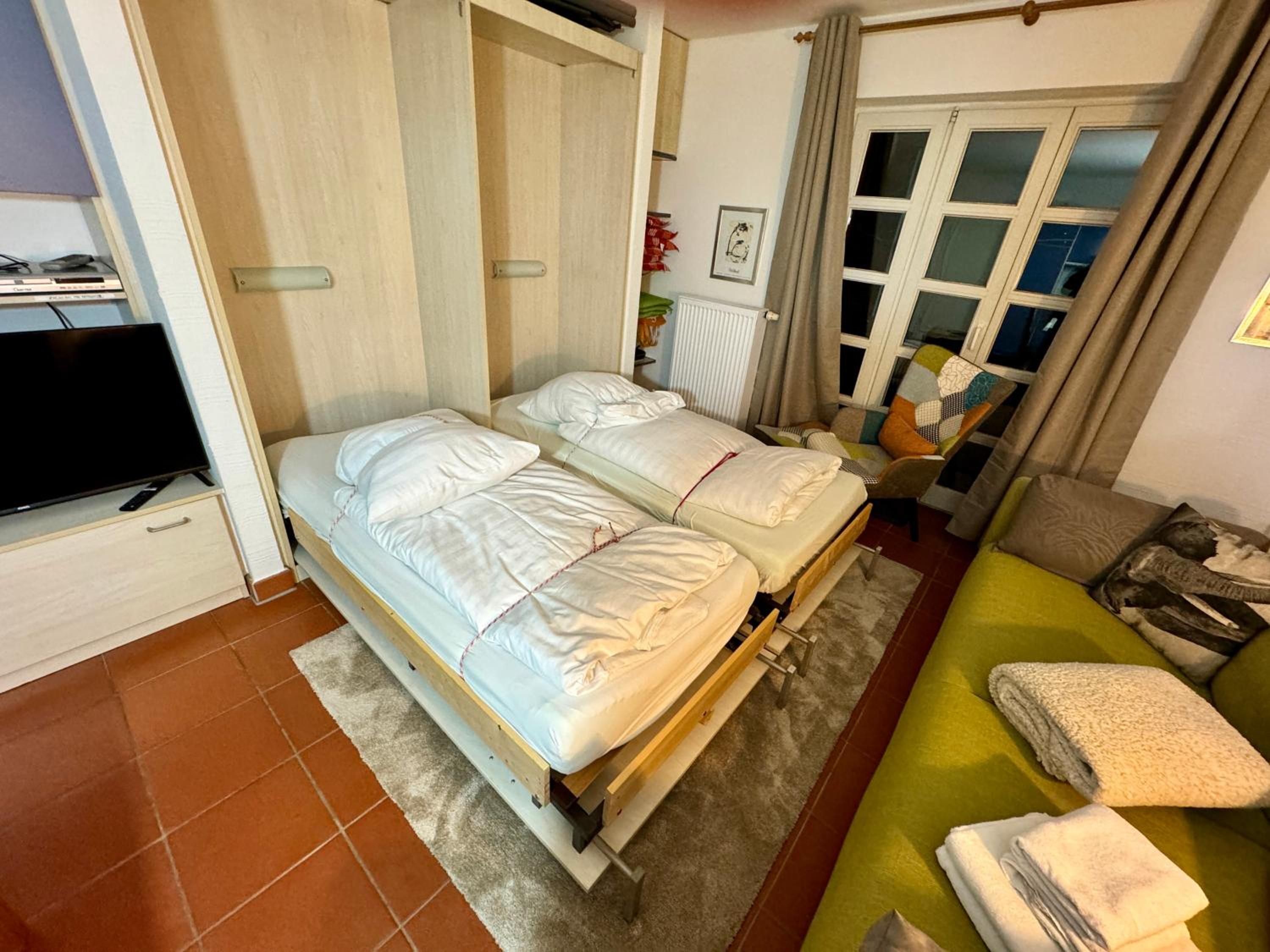Möwenblick Bakenberg-41 Ferienwohnung mit Terrasse, Doppelbett, Schlafsofa, vollständige Komfortküche