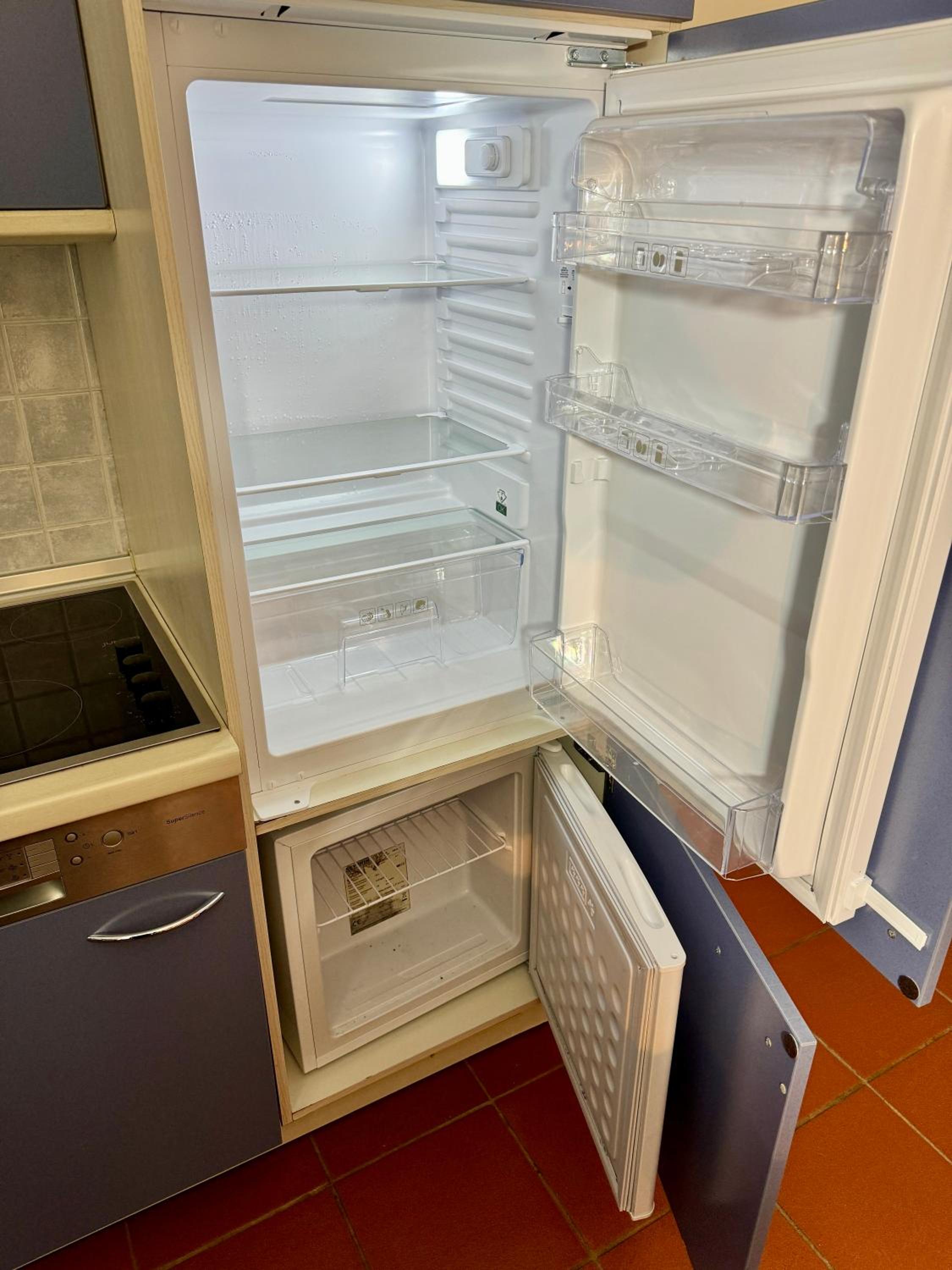 Möwenblick Bakenberg-41 Ferienwohnung mit Terrasse, Doppelbett, Schlafsofa, vollständige Komfortküche
