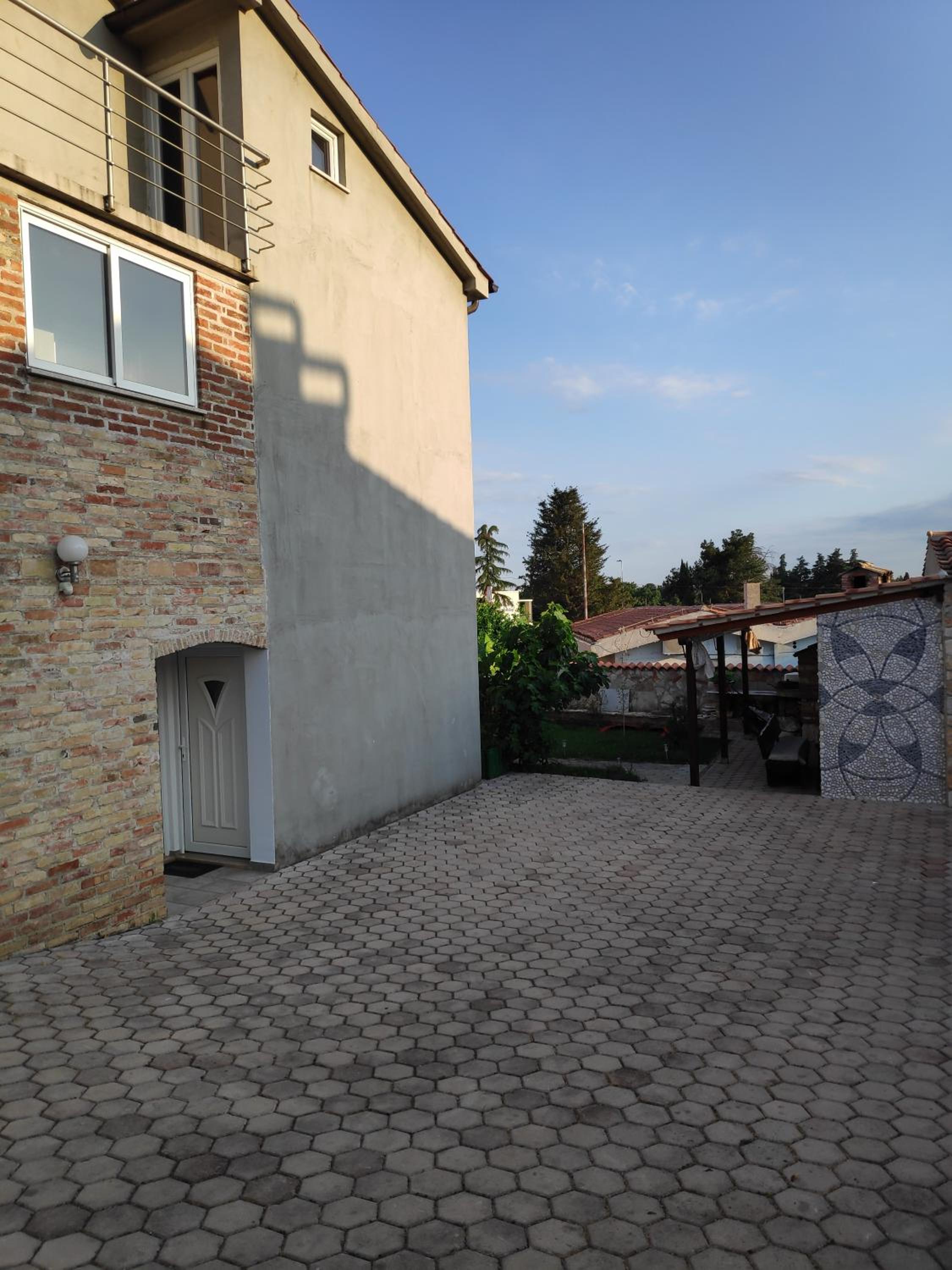Photo 36