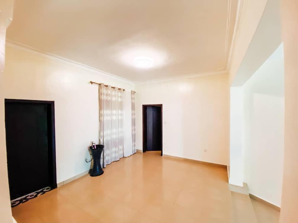 Z&C APARTMENT