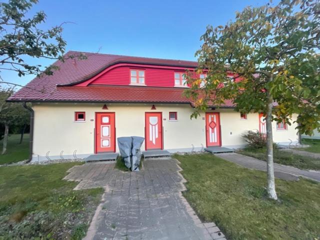 Möwenblick Bakenberg-41 Ferienwohnung mit Terrasse, Doppelbett, Schlafsofa, vollständige Komfortküche