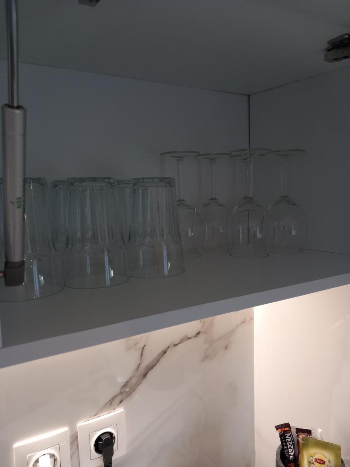 Leo Athens Apartment Near Tram Station