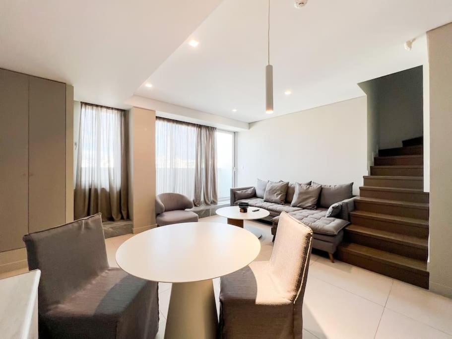 Aster ANhome Premium Selections